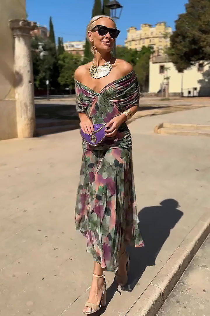 Emelia™ Elegant V-Neck Maxi Dress
